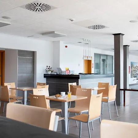 Grupoandria Platja Gran 3* シウタデリャ