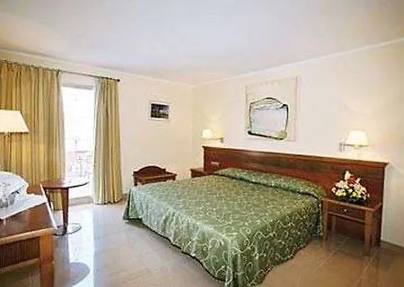 Grupoandria Platja Gran Отель 3*